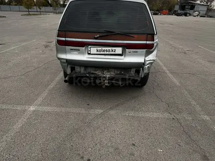 Mitsubishi Space Wagon 1993 года за 1 150 000 тг. в Алматы – фото 3