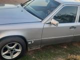 Mercedes-Benz E 220 1993 года за 900 000 тг. в Шу – фото 4