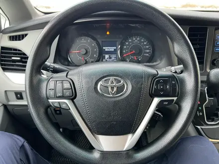 Toyota Sienna 2016 года за 13 500 000 тг. в Уральск – фото 11