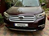 Toyota Highlander 2013 годаүшін8 500 000 тг. в Алматы