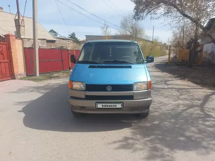 Volkswagen Caravelle 1994 года за 2 800 000 тг. в Караганда – фото 2