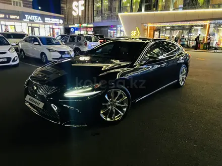Lexus LS 350 2018 года за 33 333 333 тг. в Астана – фото 2