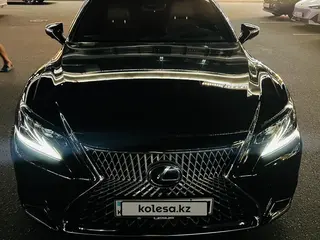 Lexus LS 350