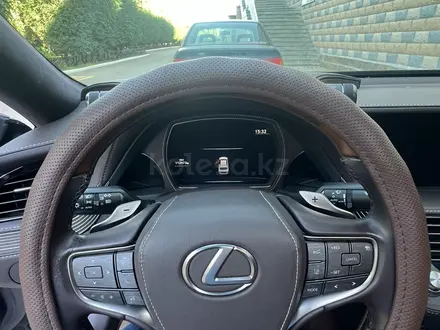 Lexus LS 350 2018 года за 33 333 333 тг. в Астана – фото 20