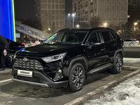 Toyota RAV4 2021 годаfor21 000 000 тг. в Алматы