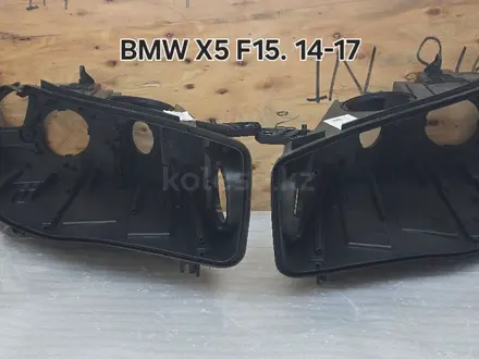 BMW F15 корпус фар за 40 000 тг. в Алматы
