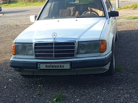 Mercedes-Benz E 230 1991 года за 1 000 000 тг. в Шымкент