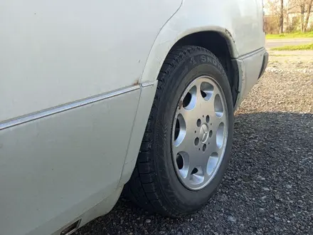 Mercedes-Benz E 230 1991 года за 1 000 000 тг. в Шымкент – фото 11