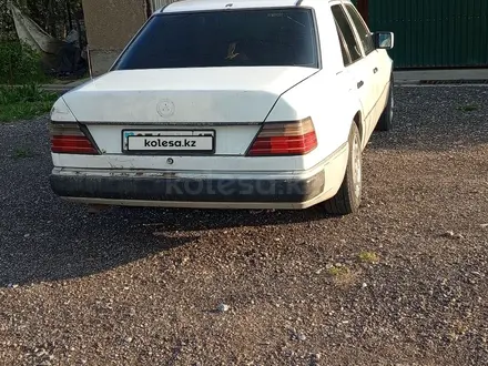 Mercedes-Benz E 230 1991 года за 1 000 000 тг. в Шымкент – фото 3