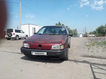 Volkswagen Passat 1992 года за 850 000 тг. в Караганда – фото 3