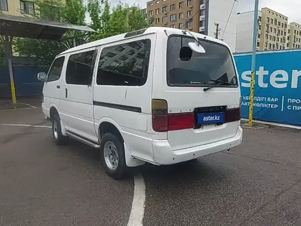 Toyota Hiace 1993 года за 990 000 тг. в Алматы – фото 4