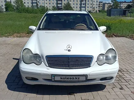 Mercedes-Benz C 240 2001 года за 3 000 000 тг. в Кокшетау – фото 3