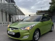 Hyundai Veloster, 2011