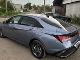 Hyundai Elantra 2024 годаfor10 850 000 тг. в Караганда – фото 2