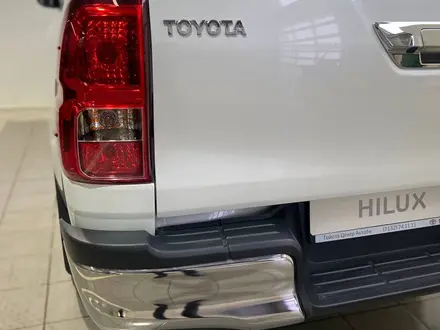 Toyota Hilux Elegance 2023 года за 25 430 000 тг. в Актобе – фото 10