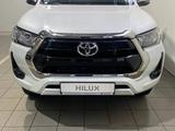 Toyota Hilux Elegance 2023 года за 25 430 000 тг. в Актобе – фото 2