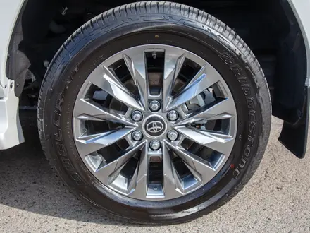Toyota Land Cruiser Premium+ 2024 года за 58 500 000 тг. в Алматы – фото 23