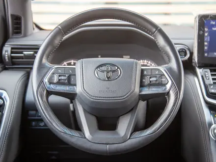 Toyota Land Cruiser Premium+ 2024 года за 58 500 000 тг. в Алматы – фото 13