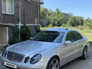Mercedes-Benz E 320