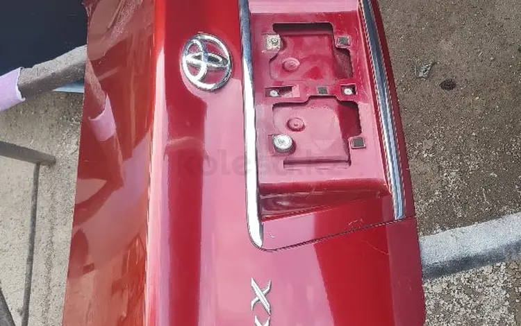 Крышка багажника Toyota MARK X за 50 000 тг. в Алматы