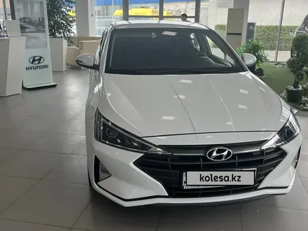 Hyundai Elantra 2020 года за 8 700 000 тг. в Астана – фото 2