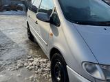 Volkswagen Sharan 1997 годаfor3 000 000 тг. в Уральск – фото 2