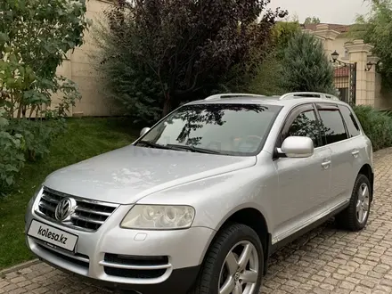 Volkswagen Touareg 2005 года за 5 200 000 тг. в Алматы