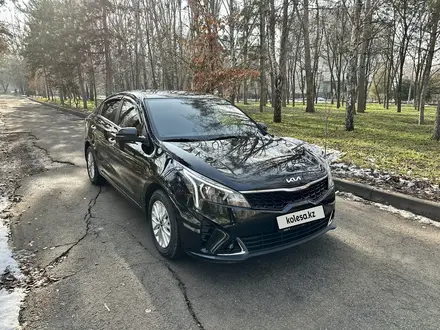 Kia Rio 2021 года за 8 900 000 тг. в Алматы – фото 4