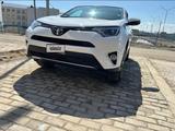 Toyota RAV4 2018 годаүшін10 000 000 тг. в Атырау – фото 2