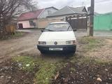 Volkswagen Passat 1993 годаүшін1 300 000 тг. в Тараз