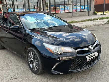 Toyota Camry 2016 года за 7 000 000 тг. в Атырау