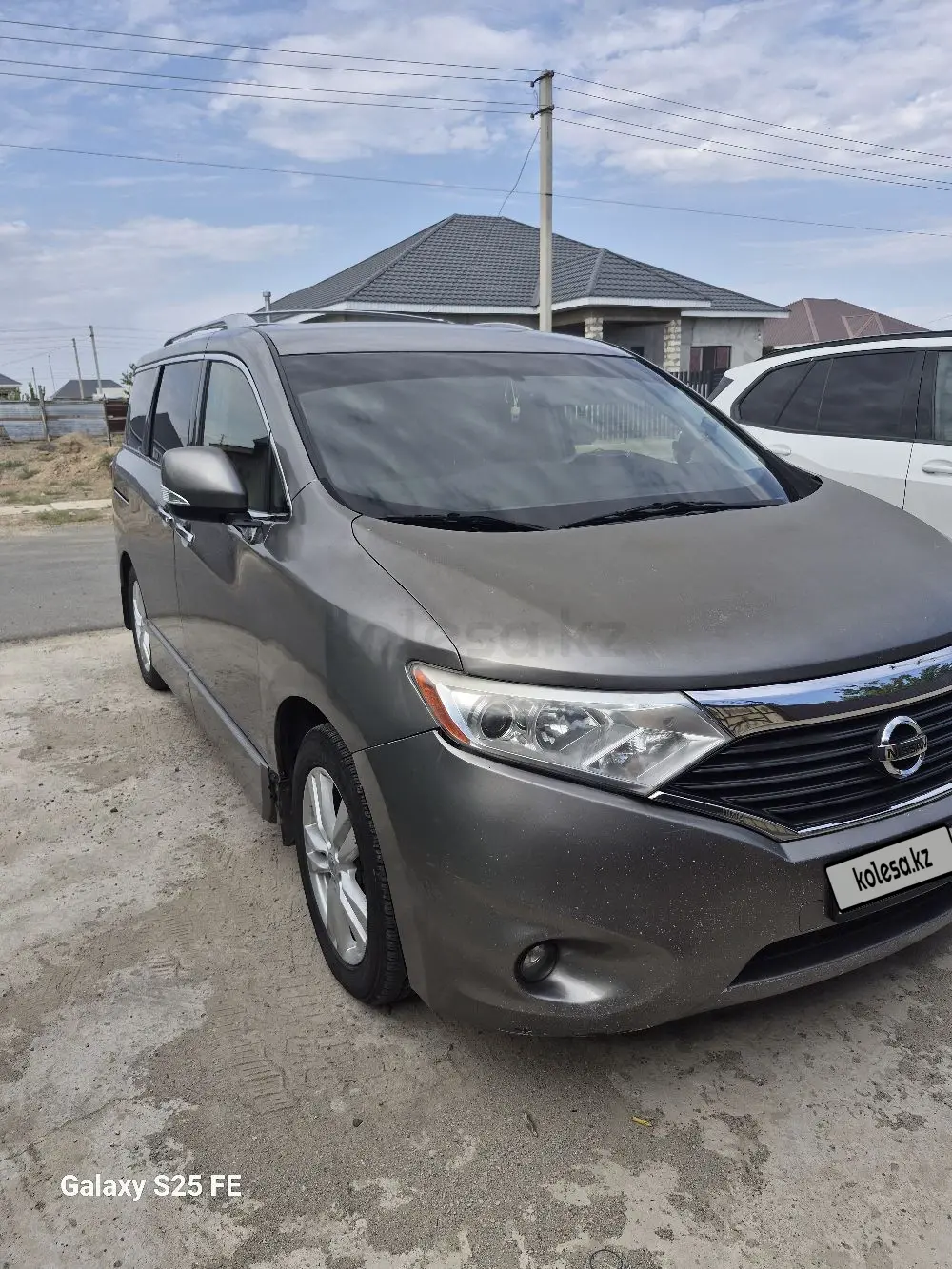 Nissan Quest, 2012