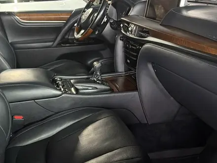 Lexus LX 570 2017 года за 31 990 000 тг. в Алматы – фото 9