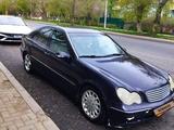 Mercedes-Benz C 240 2001 года за 2 900 000 тг. в Караганда – фото 4