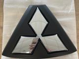 Эмблема mitsubishi за 25 000 тг. в Алматы