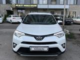 Toyota RAV4 2018 года за 13 500 000 тг. в Алматы – фото 4