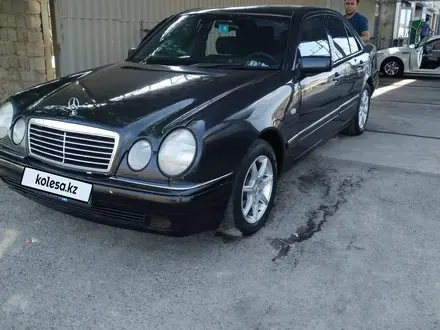 Mercedes-Benz E 290 1997 года за 2 000 000 тг. в Узынагаш