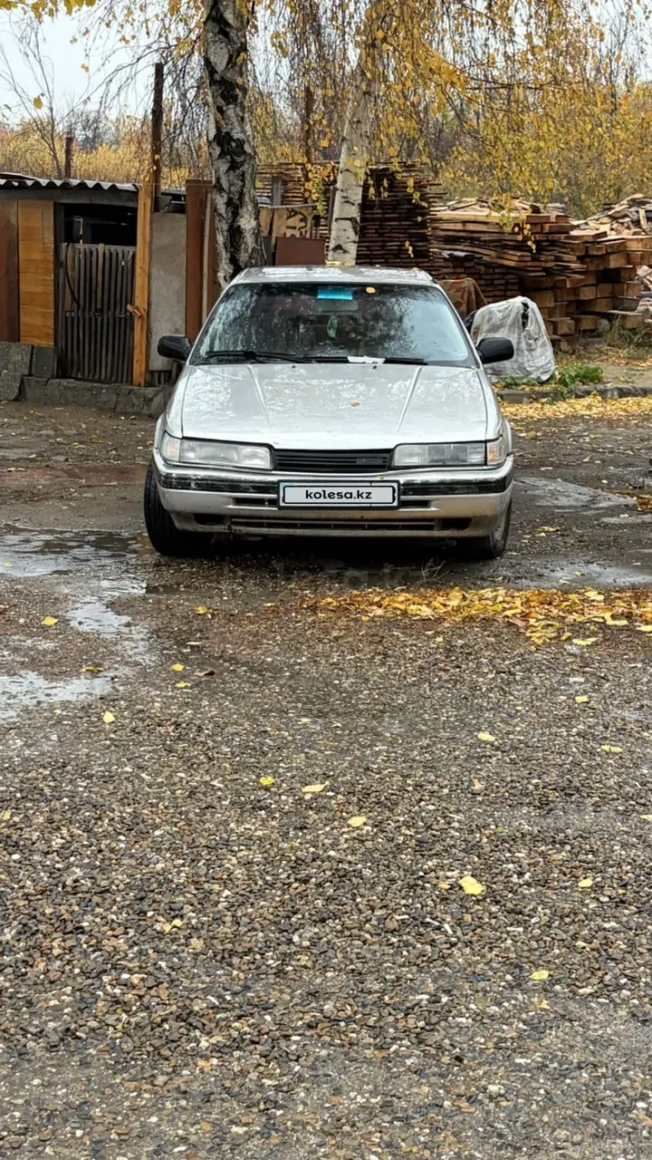 Mazda 626, 1990