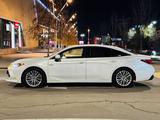 Toyota Avalon 2019 годаүшін16 500 000 тг. в Астана – фото 3