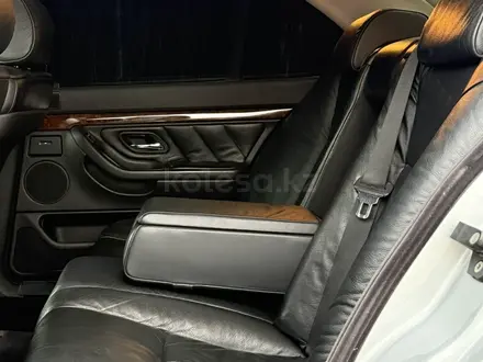 BMW 735 1999 года за 8 500 000 тг. в Алматы – фото 28