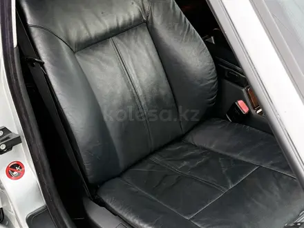 BMW 735 1999 года за 8 500 000 тг. в Алматы – фото 34