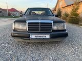 Mercedes-Benz E 280 1993 года за 1 800 000 тг. в Шымкент