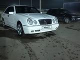 Mercedes-Benz E 230 1995 года за 1 700 000 тг. в Астана – фото 2