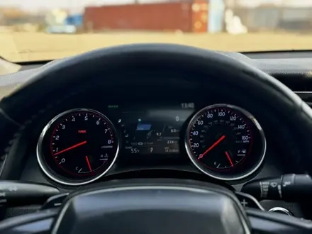 Toyota Camry 2018 года за 13 000 000 тг. в Алматы – фото 10