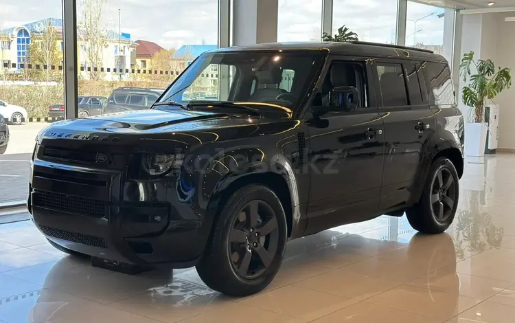 Land Rover Defender X-Dynamic SE 2025 года за 82 151 000 тг. в Караганда