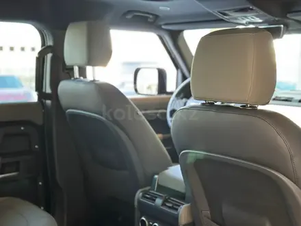 Land Rover Defender X-Dynamic SE 2025 года за 82 151 000 тг. в Караганда – фото 10