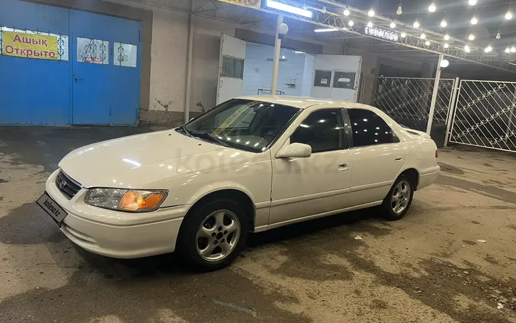 Toyota Camry 2001 года за 3 000 000 тг. в Тараз