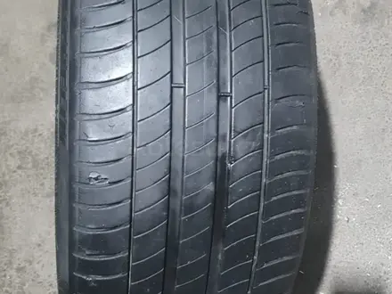 Bridgestone 255/35/19 2шт за 70 000 тг. в Алматы