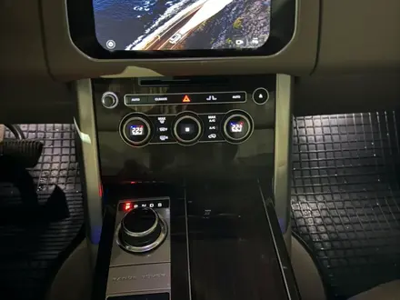 Land Rover Range Rover 2017 года за 29 900 000 тг. в Алматы – фото 13