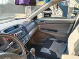 Toyota Camry 2005 годаүшін5 500 000 тг. в Семей – фото 4